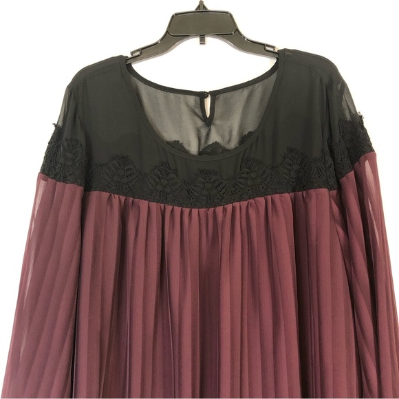 Torrid Burgundy Stripe Lace Bell Sleeve Chiffon Blouse 3X - Picture 6 of 16